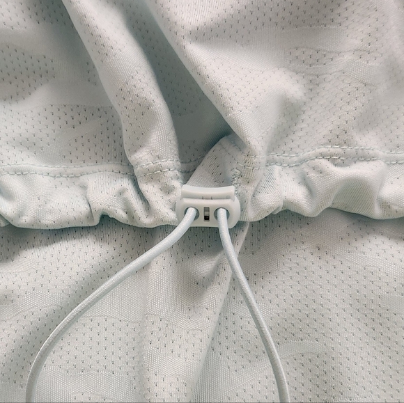 Work-Out Top - Picture 3 of 5